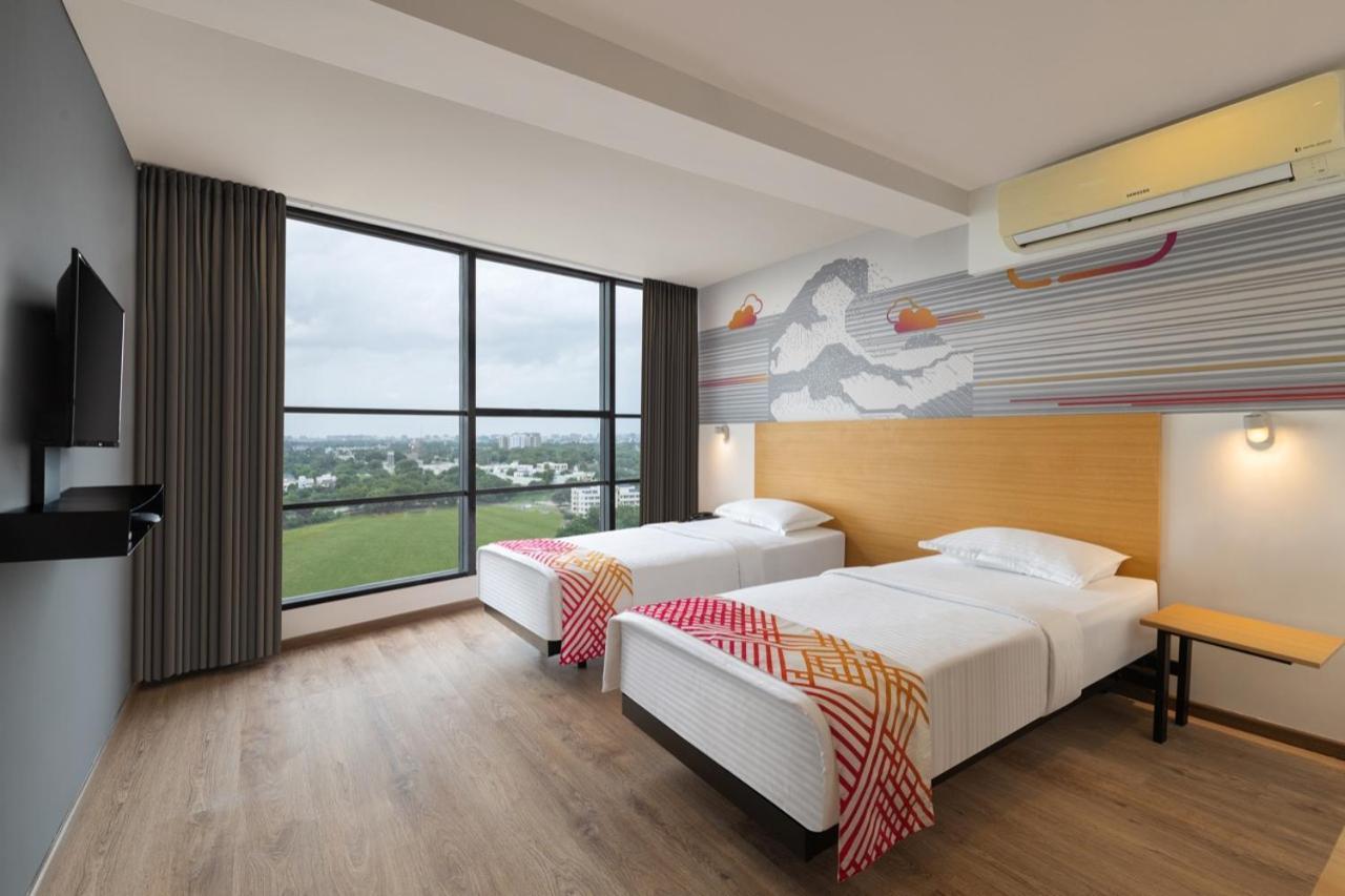 Hotel Ginger Ahmedabad Rto Circle Zewnętrze zdjęcie